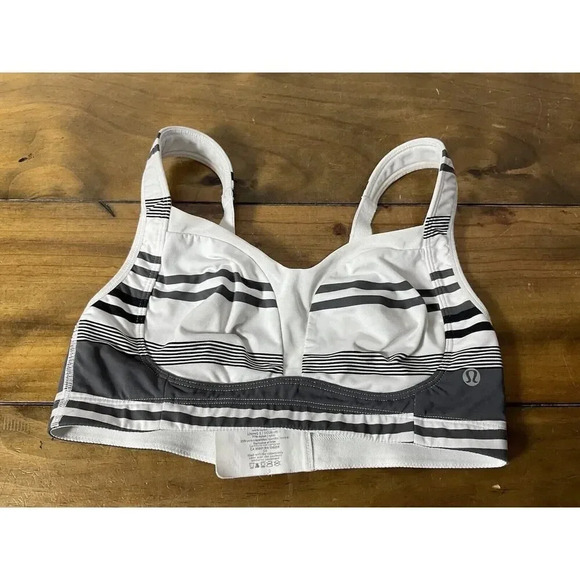 Lululemon Athletica Sports Bra 34C- Vintage - Gray and White Striped - Picture 3 of 7